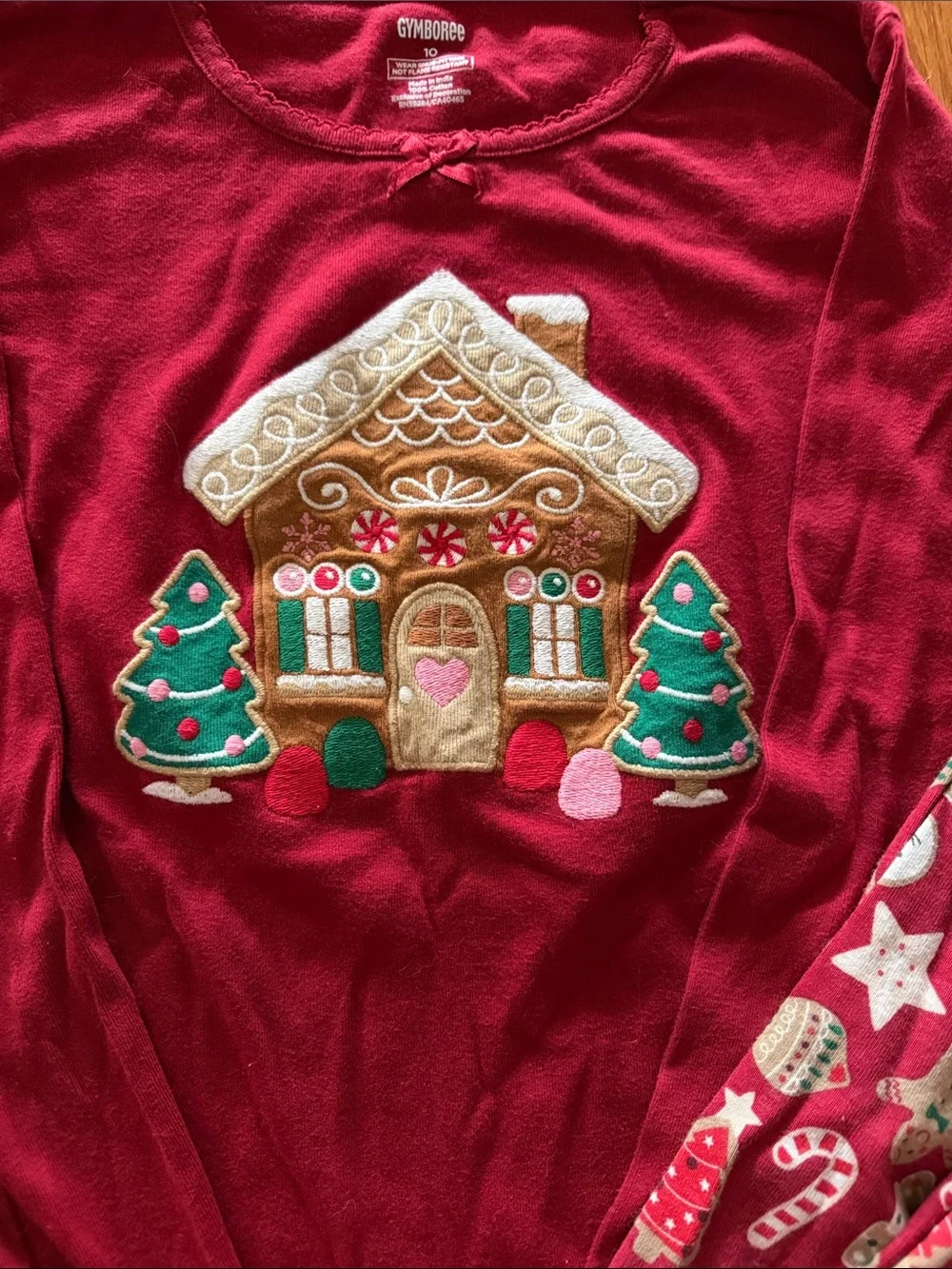 Gymboree Red Pajama Set with Green and White Holiday Accents